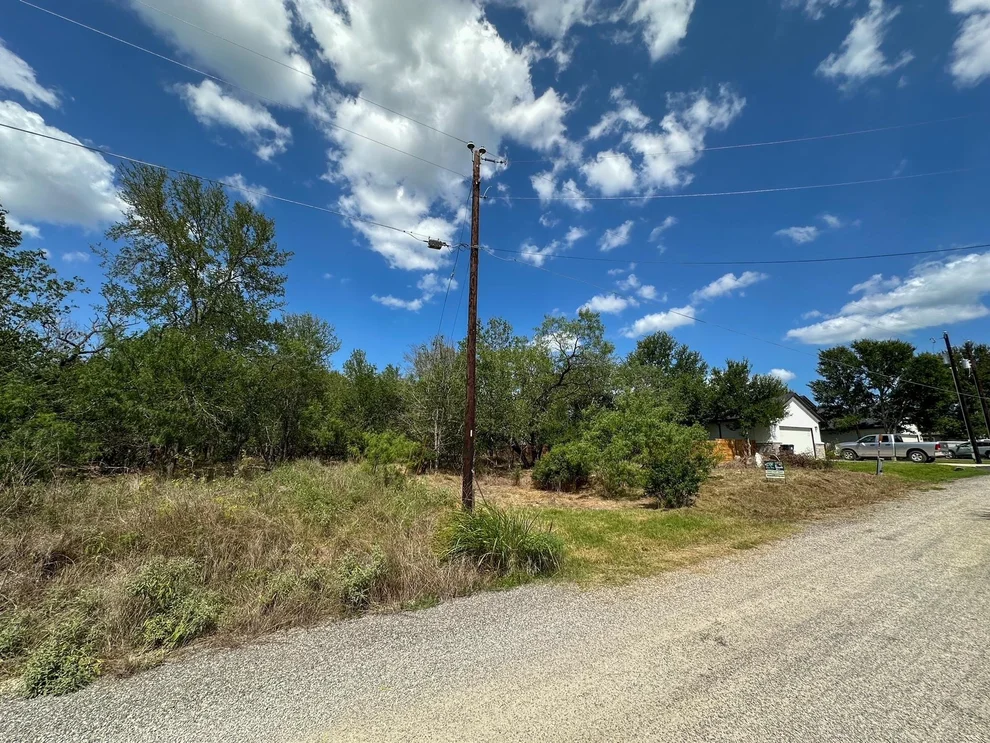 Unit for sale at 334 Nene LN, Bastrop, TX 78602