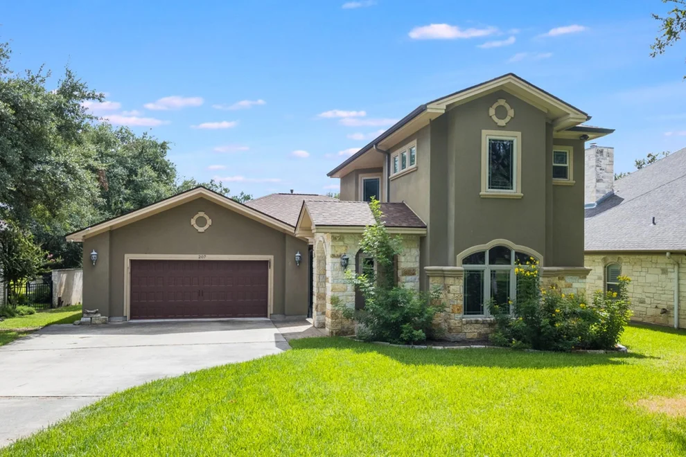 Unit for sale at 207 Crane DR, Marble Falls, TX 78654