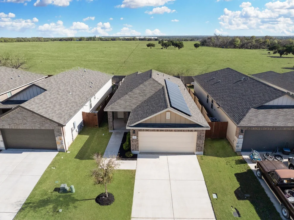 Unit for sale at 200 Longmount CV, Liberty Hill, TX 78642