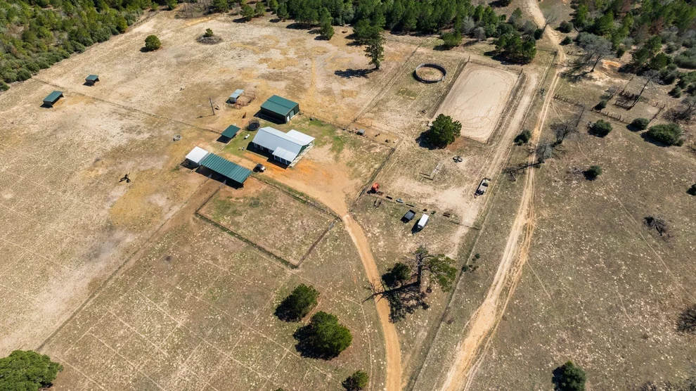 Unit for sale at 935 Highway 21 E, Paige, TX 78602