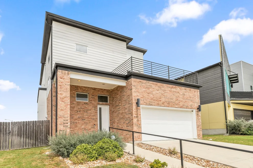 Unit for sale at 7200 Cordoba DR, Austin, TX 78724