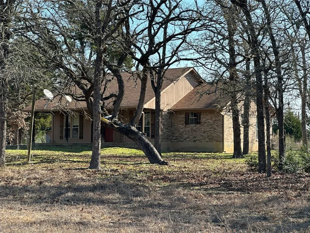 Unit for sale at 1047 Private Road 3022, Elgin, TX 78621