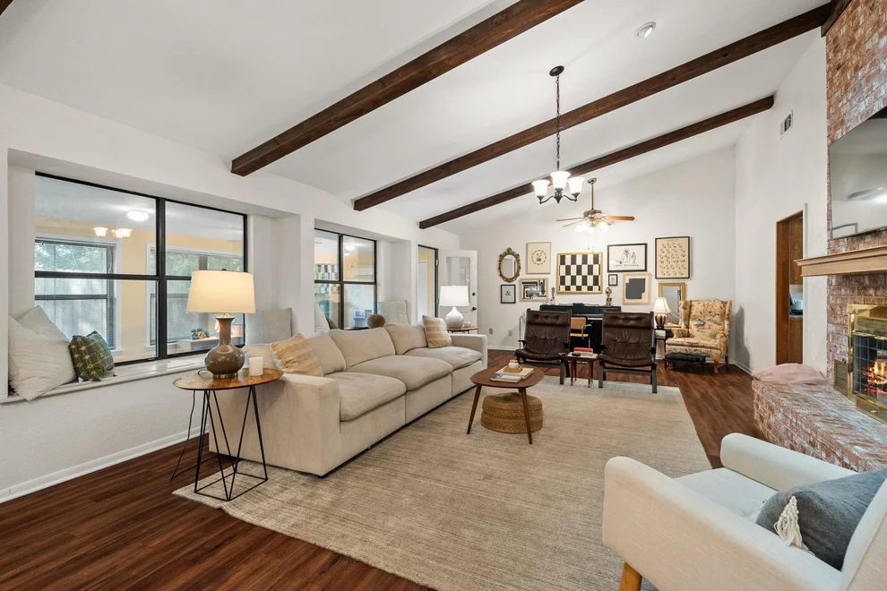Unit for sale at 301 Tallwood DR, Georgetown, TX 78628
