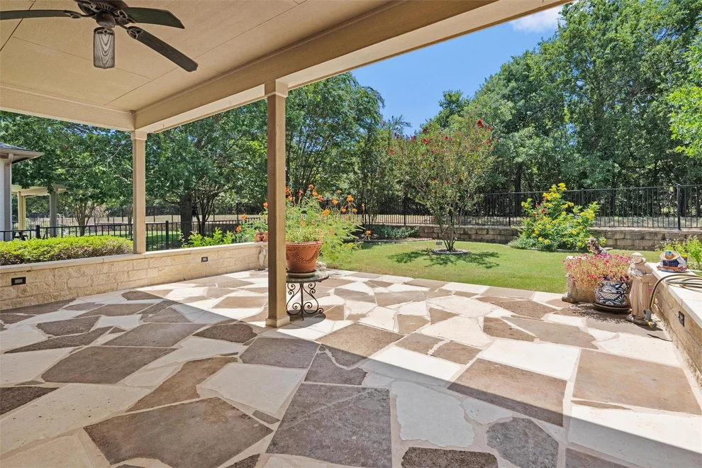 Unit for sale at 113 Independence Creek LN, Georgetown, TX 78633