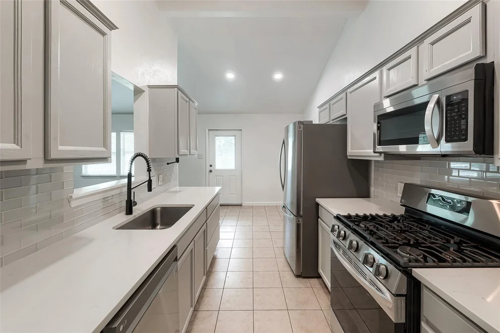 Unit for sale at 8505 Mayview DR, Austin, TX 78724