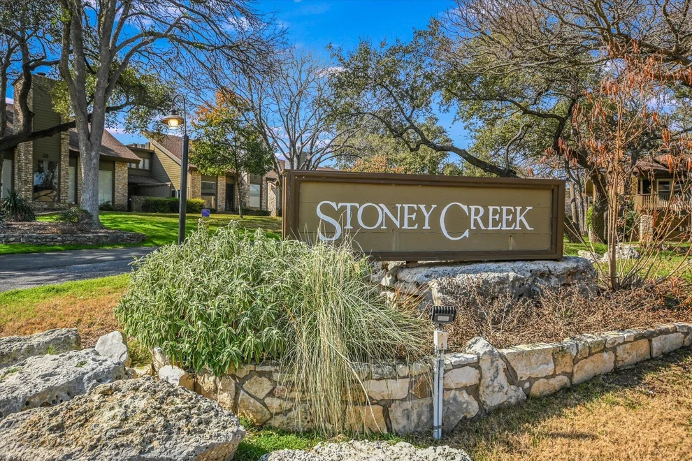 Unit for sale at 3 Stoney Creek CV, Lakeway, TX 78734