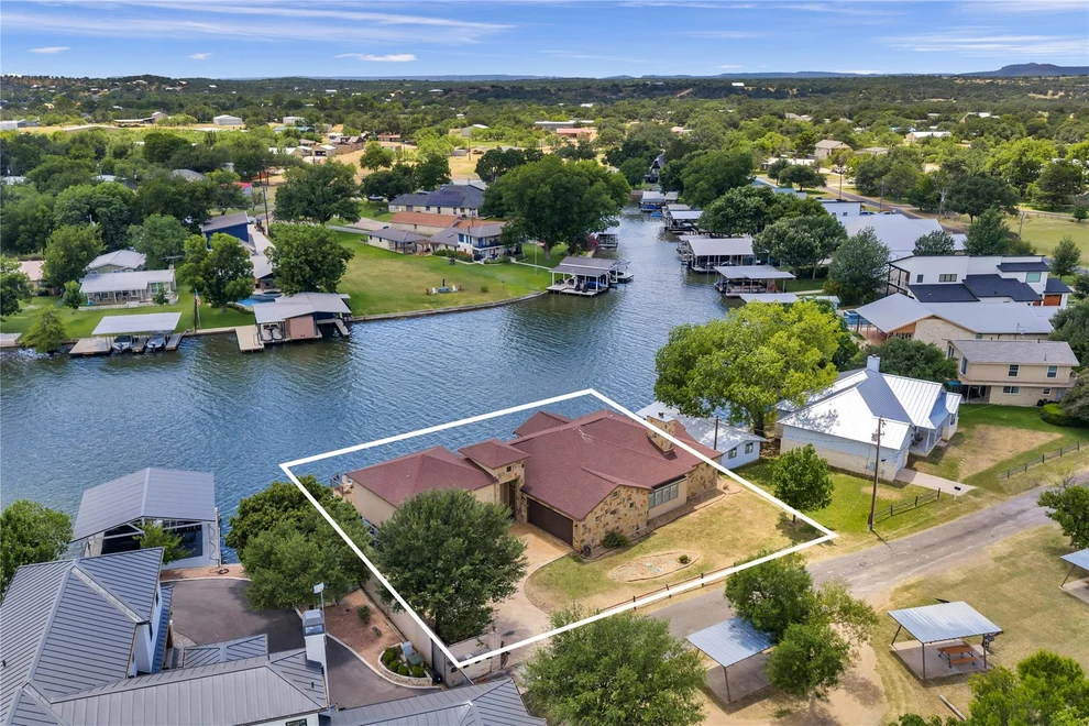 Unit for sale at 336 Park Lane LN, Sunrise Beach, TX 78643