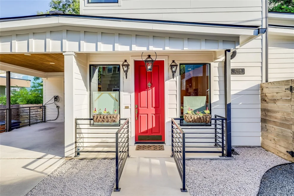 Unit for sale at 2004 E 16th ST, Austin, TX 78702