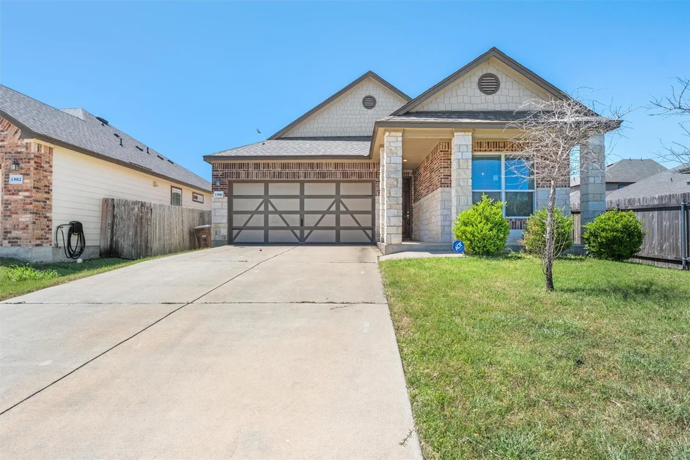 Unit for sale at 13916 James Garfield ST, Manor, TX 78653