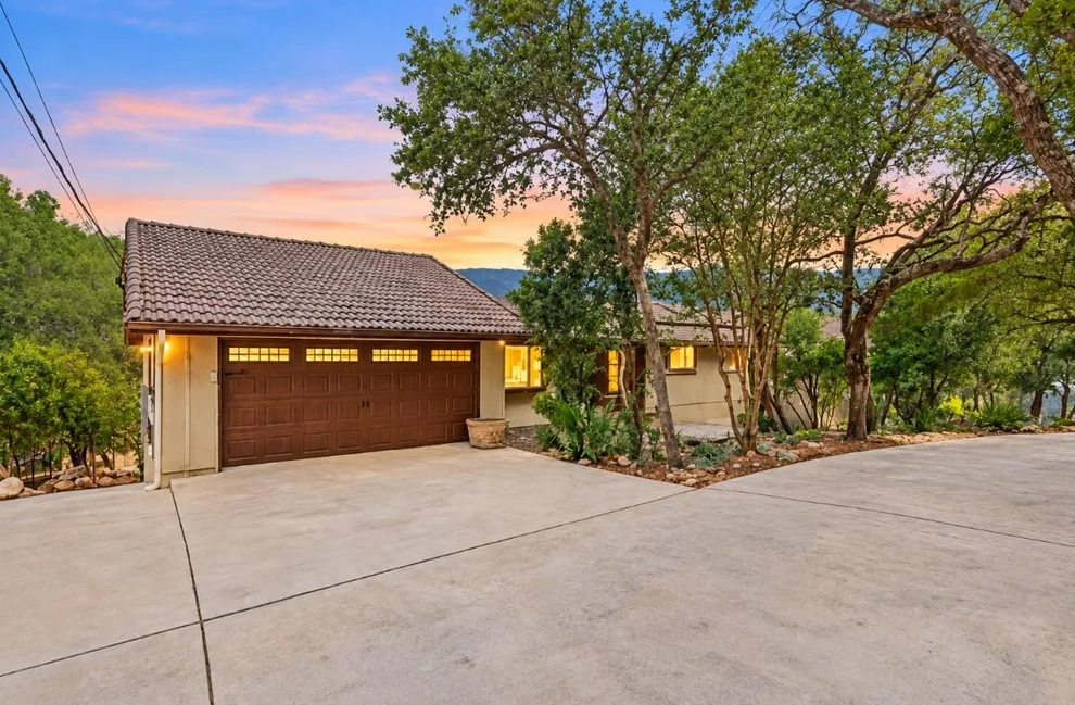 Unit for sale at 157 Lorne RD, Canyon Lake, TX 78133