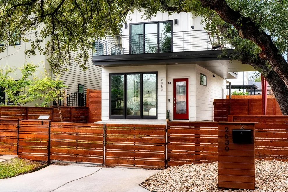 Unit for sale at 2630 Oak Crest Ave, Austin, TX 78704