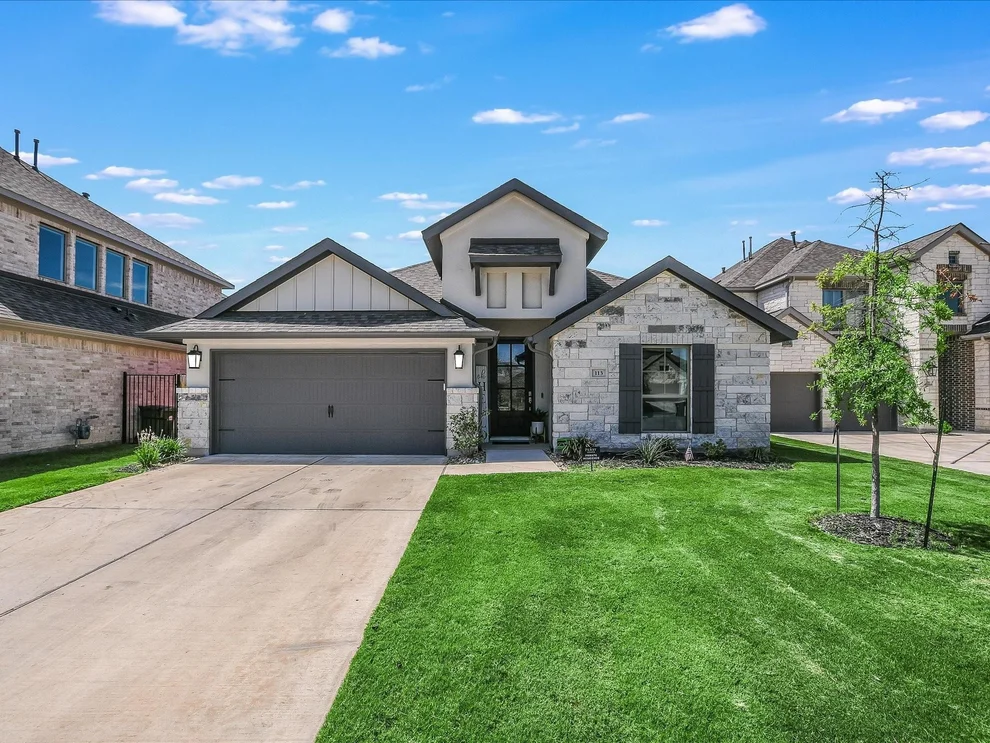 Unit for sale at 113 Ray CT, Liberty Hill, TX 78642