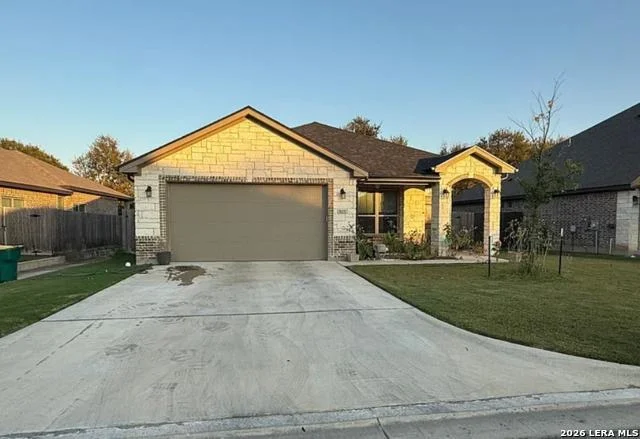 Unit for sale at 505 Holstein DR, Belton, TX 76513