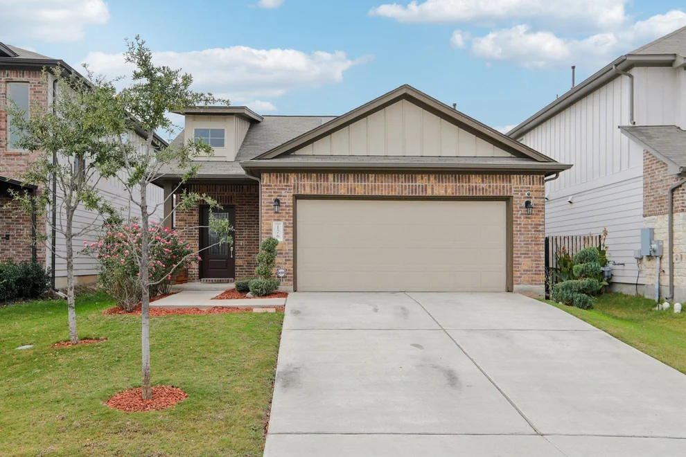 Unit for sale at 176 Mayney LN, Leander, TX 78641