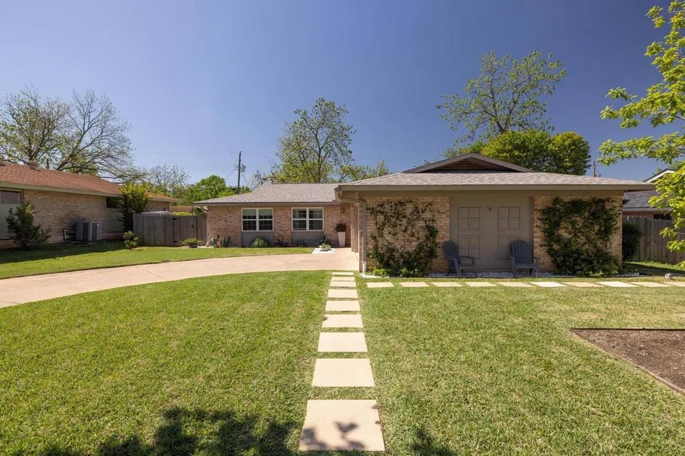 Unit for sale at 2607 Cascade DR, Austin, TX 78757