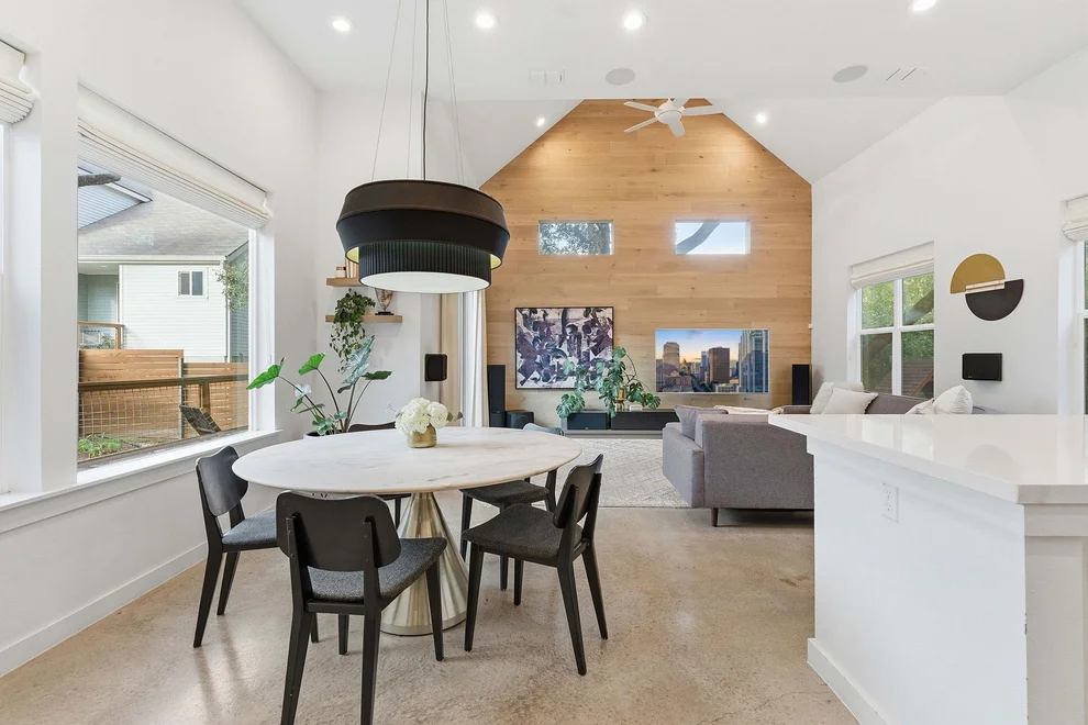 Unit for sale at 3001 Del Curto RD, Austin, TX 78704