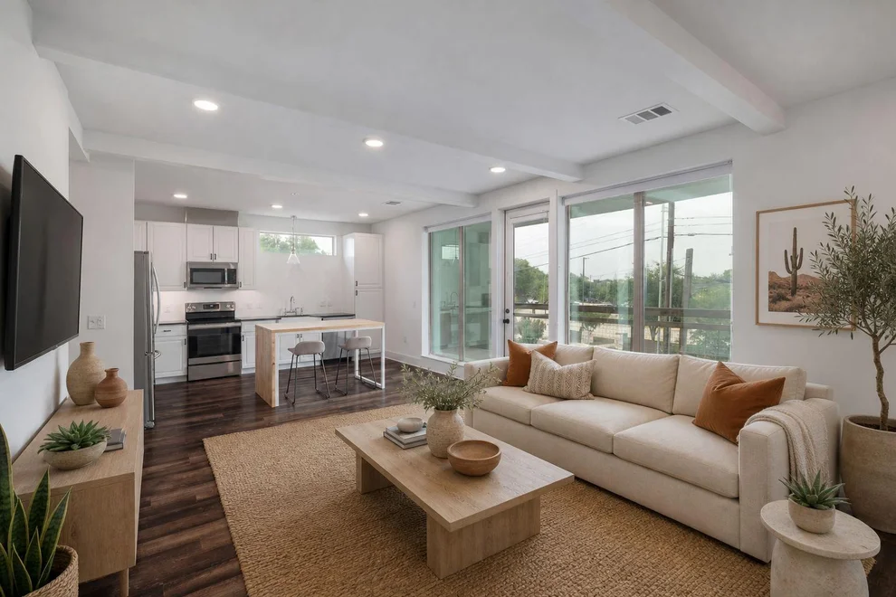 4704 Sunset Trail