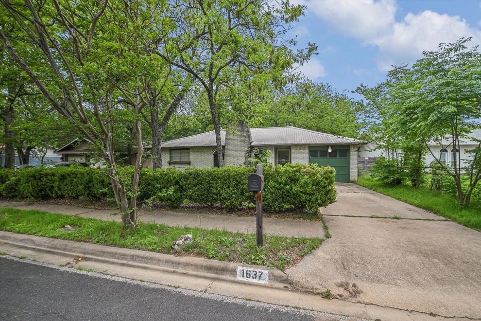 Unit for sale at 1637 Chippeway LN, Austin, TX 78745
