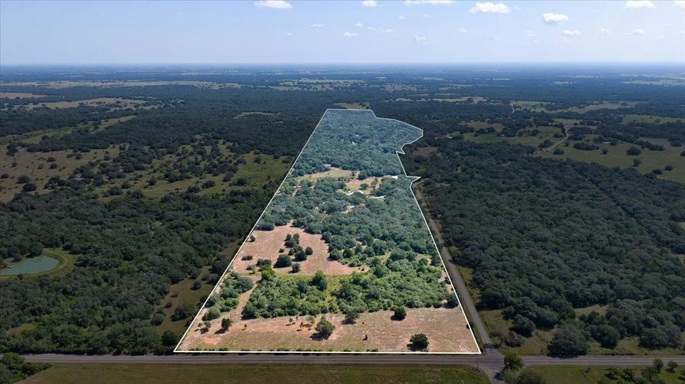 Unit for sale at 280 Hebron Church RD, Yoakum, TX 77995