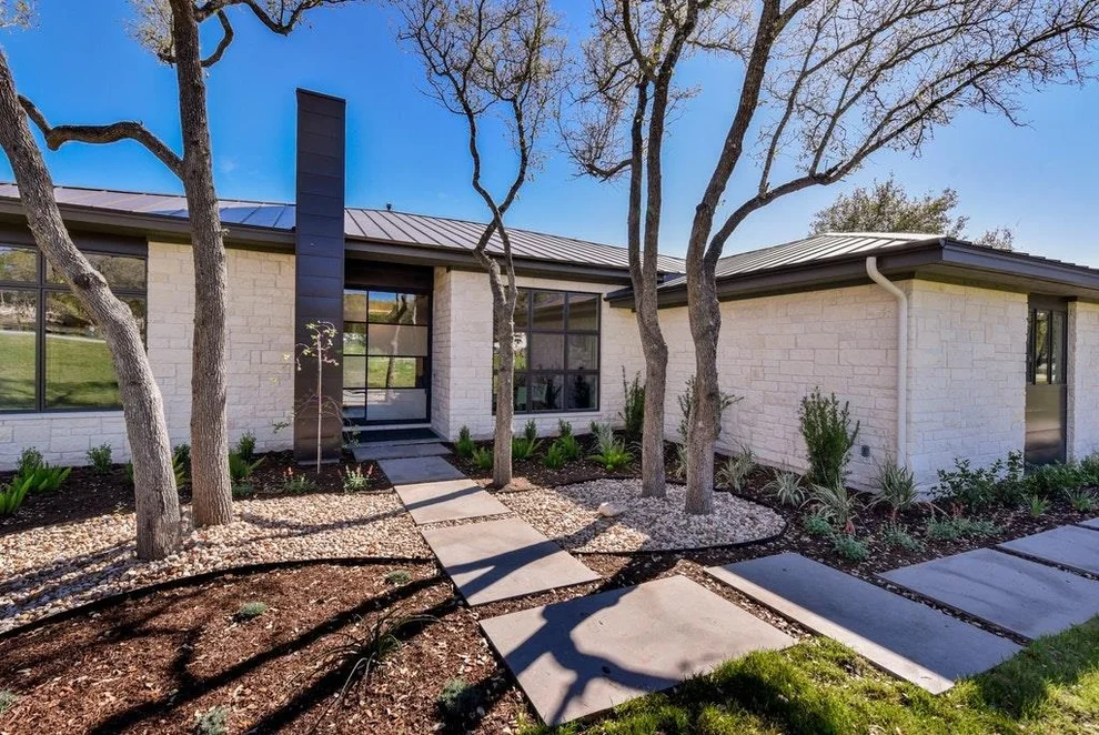 Unit for sale at 21411 Hamilton Pool RD, Dripping Springs, TX 78620