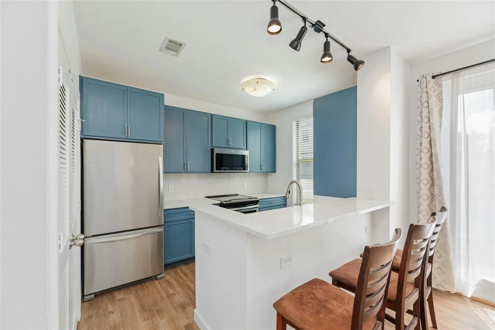 Unit for sale at 1201 Grove BLVD, Austin, TX 78741