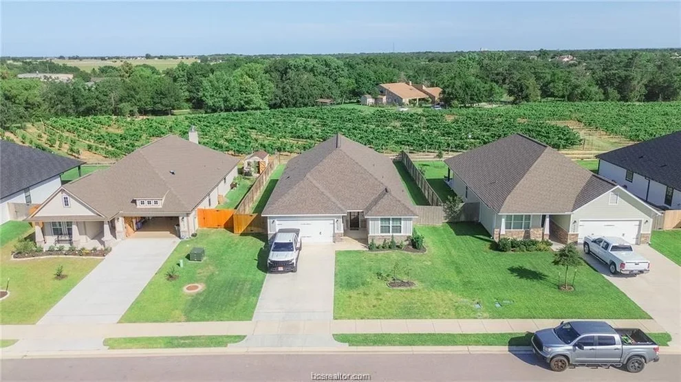 Unit for sale at 4130 Vintage Estates CT, Bryan, TX 77808