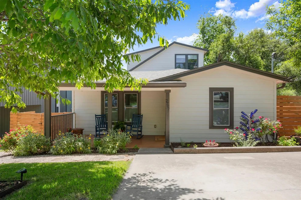 Unit for sale at 2707 E 14th ST, Austin, TX 78702