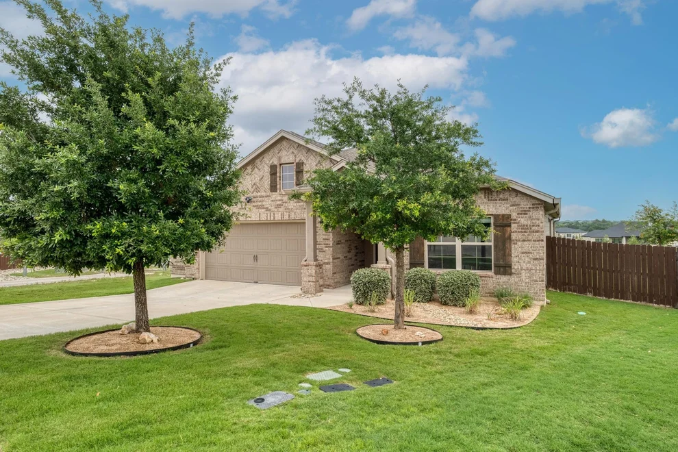 Unit for sale at 1000 Bright Star CV, Georgetown, TX 78628