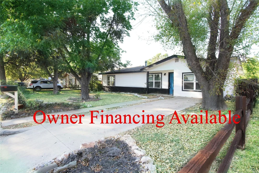 Unit for sale at 327 W Mulberry ST, Fredericksburg, TX 78624