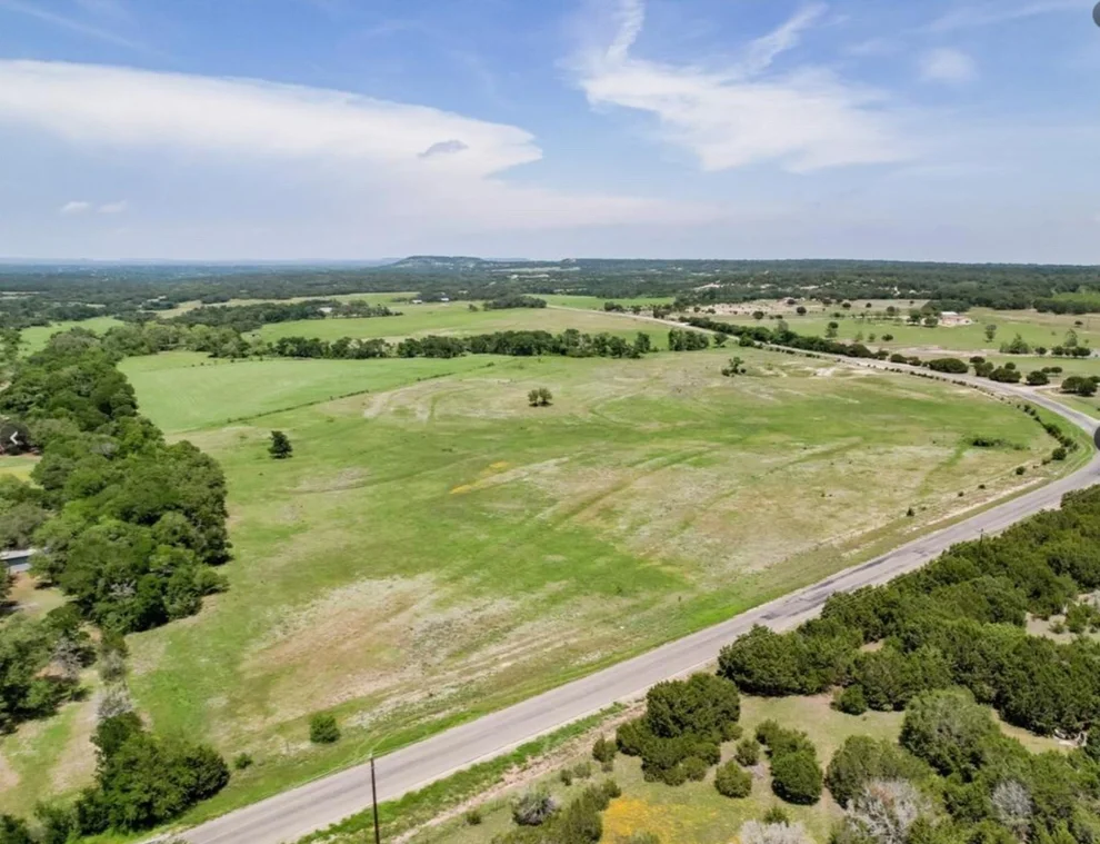 Unit for sale at 2001 County Road 228 RD, Florence, TX 76527