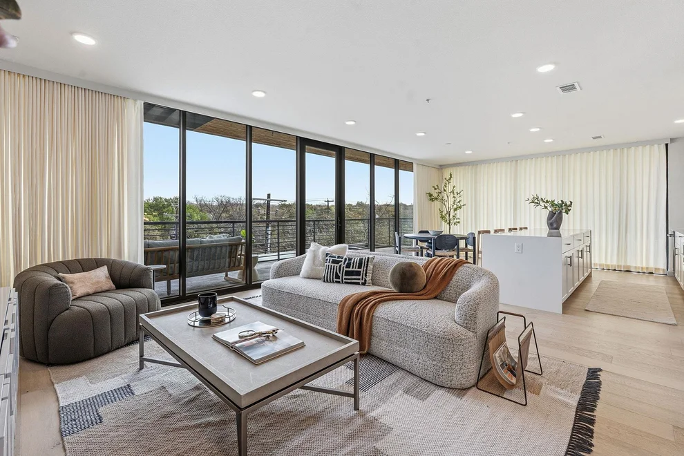 Unit for sale at 1600 S 1st ST, Austin, TX 78704