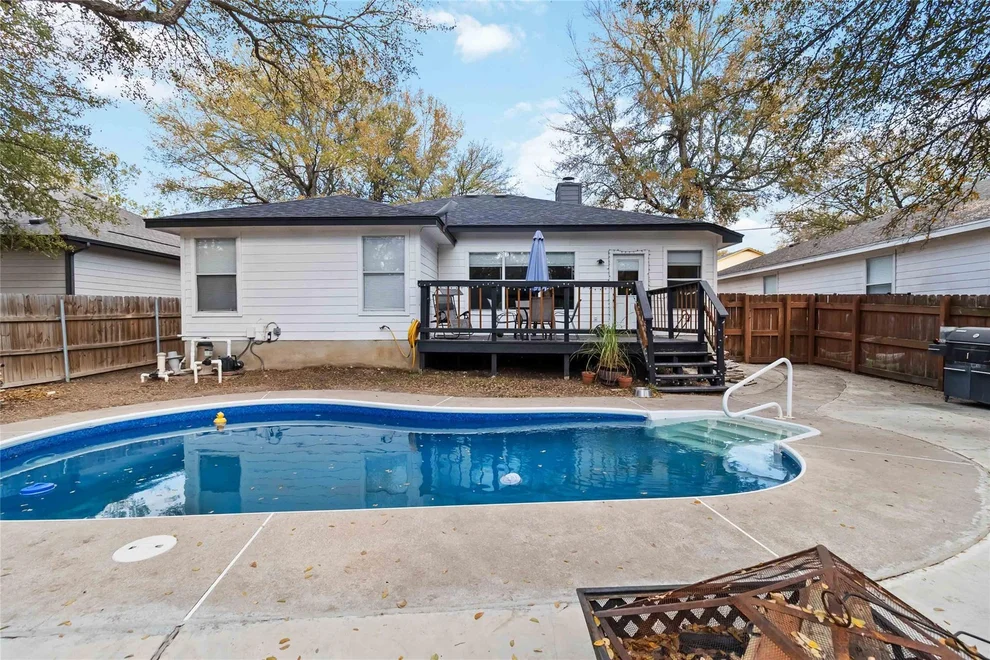 Unit for sale at 106 Shadow Wood TRL, Cedar Creek, TX 78612