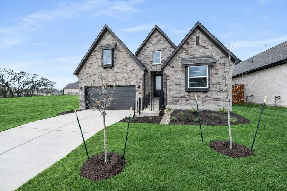 Unit for sale at 108 Country Cat LN, San Marcos, TX 78666