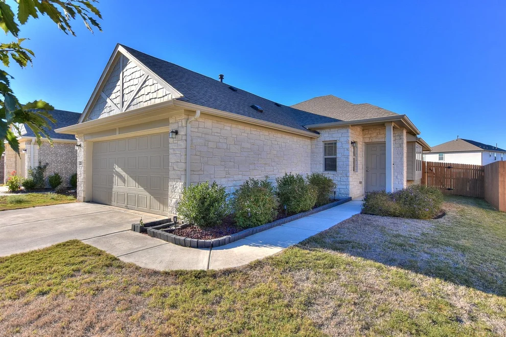 Unit for sale at 256 Arabian Colt DR, Georgetown, TX 78626