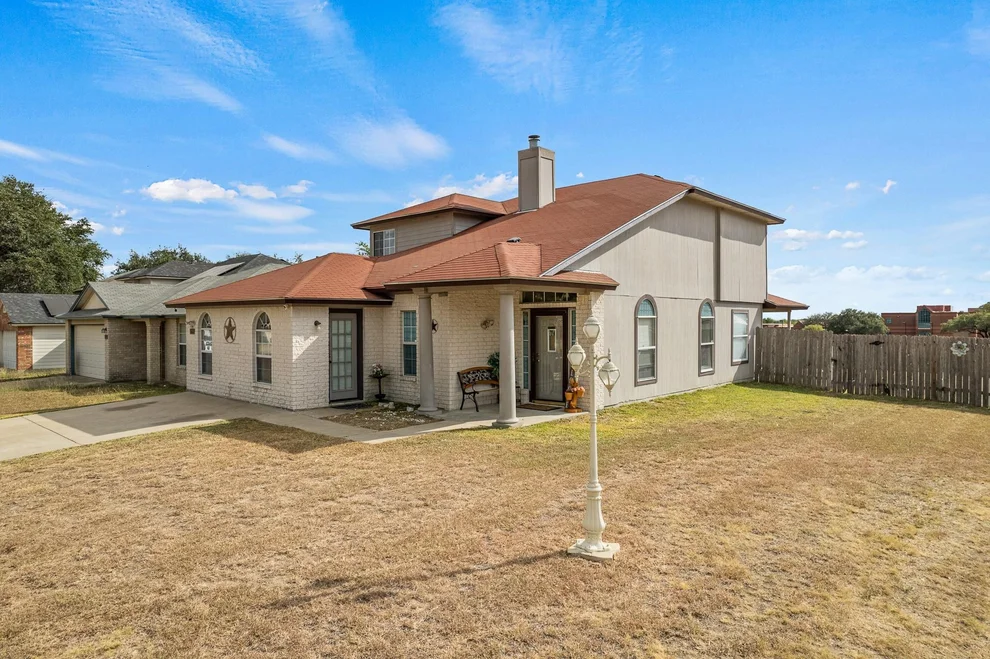 Unit for sale at 2700 Blackburn DR, Killeen, TX 76543