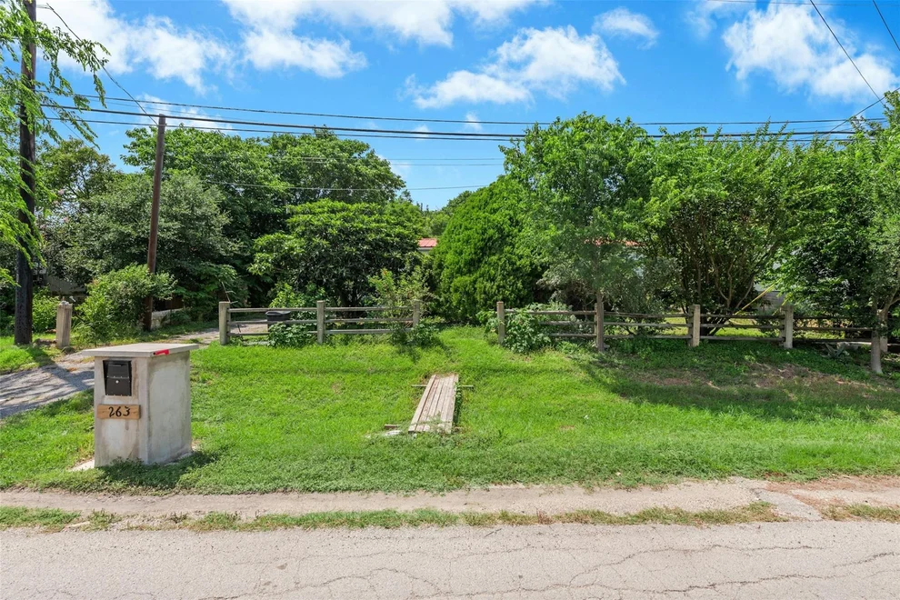 Unit for sale at 263 Railyard DR, Kyle, TX 78640