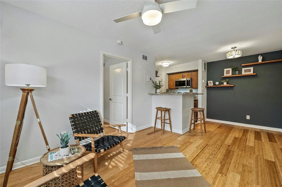 Unit for sale at 3204 Menchaca RD, Austin, TX 78704