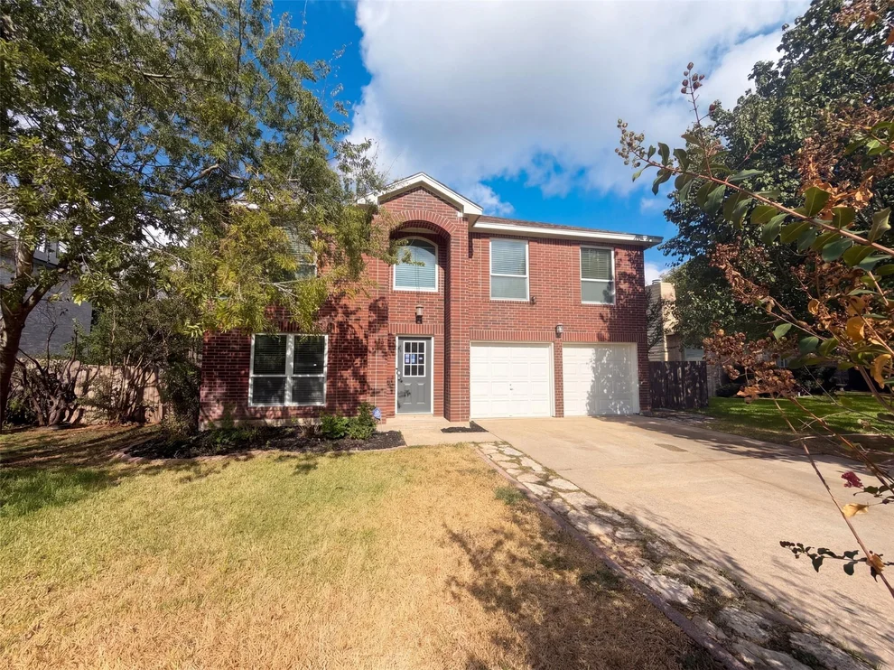 Unit for sale at 1722 Woods BLVD, Round Rock, TX 78681