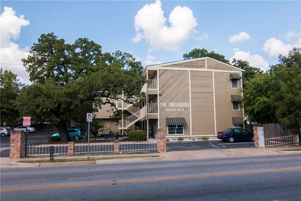Unit for sale at 202 E 45th ST, Austin, TX 78751