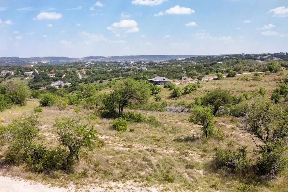 Unit for sale at 4411 Bob Wire RD, Spicewood, TX 78669