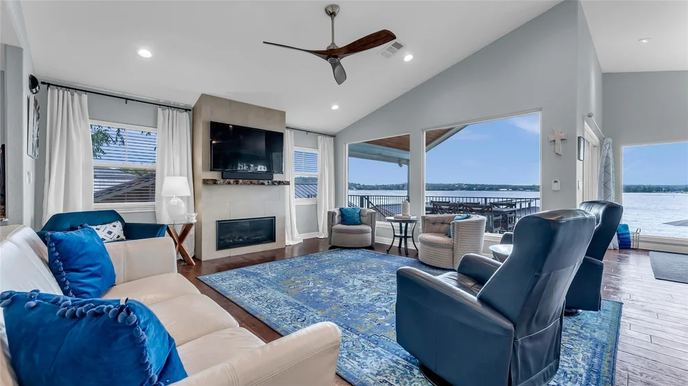 Unit for sale at 136 Web Isle DR, Granite Shoals, TX 78654