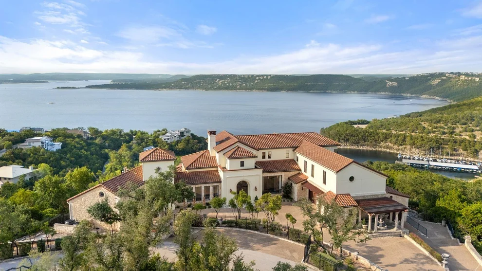Unit for sale at 12600 Lyndon DR, Austin, TX 78732