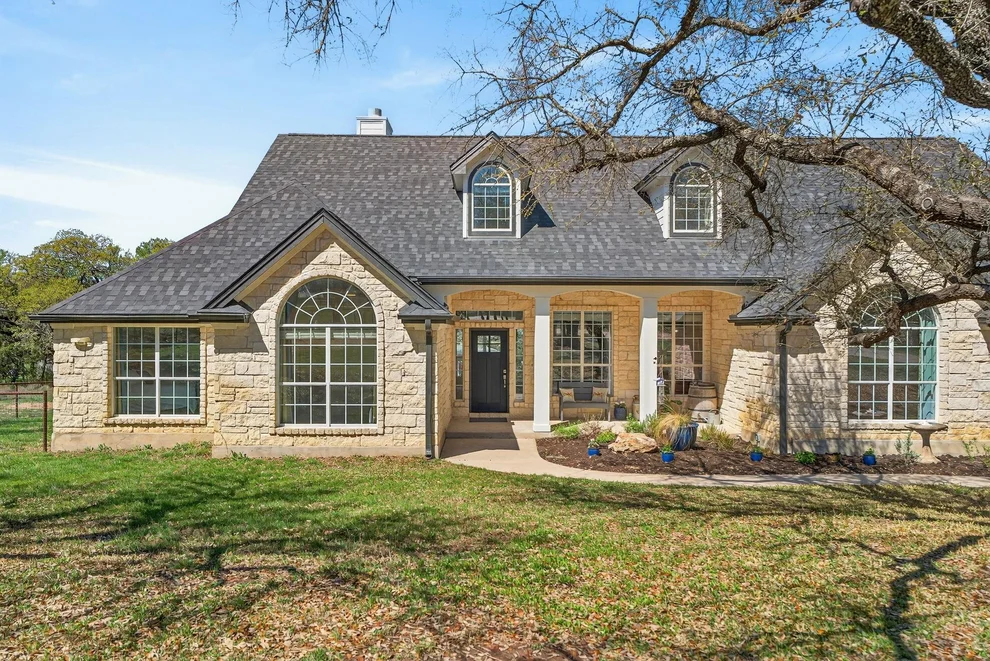 Unit for sale at 131 N Showhorse DR, Liberty Hill, TX 78642