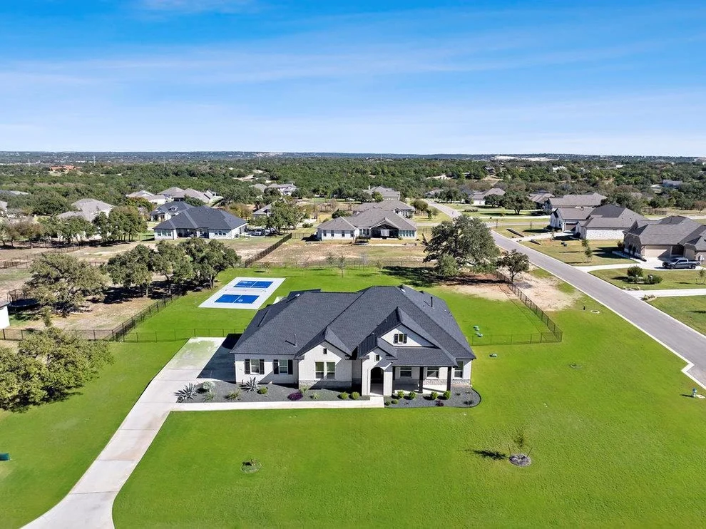 Unit for sale at 100 Pueblo Peak CV, Liberty Hill, TX 78642