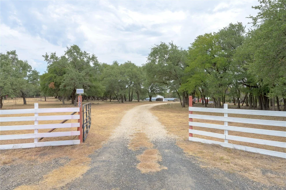 Unit for sale at 1100 Ramms DR, Florence, TX 76527