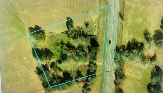 Unit for sale at 11423 US HWY 77, Lexington, TX 78947