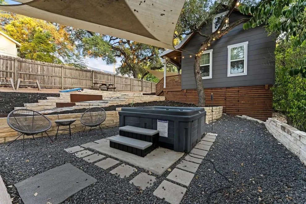 Unit for sale at 403 W Mary ST, Austin, TX 78704