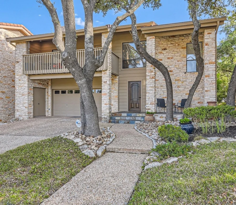 Unit for sale at 103 Crescent BLF, Lakeway, TX 78734