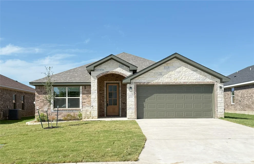 Unit for sale at 4701 Allison DR, Belton, TX 76513