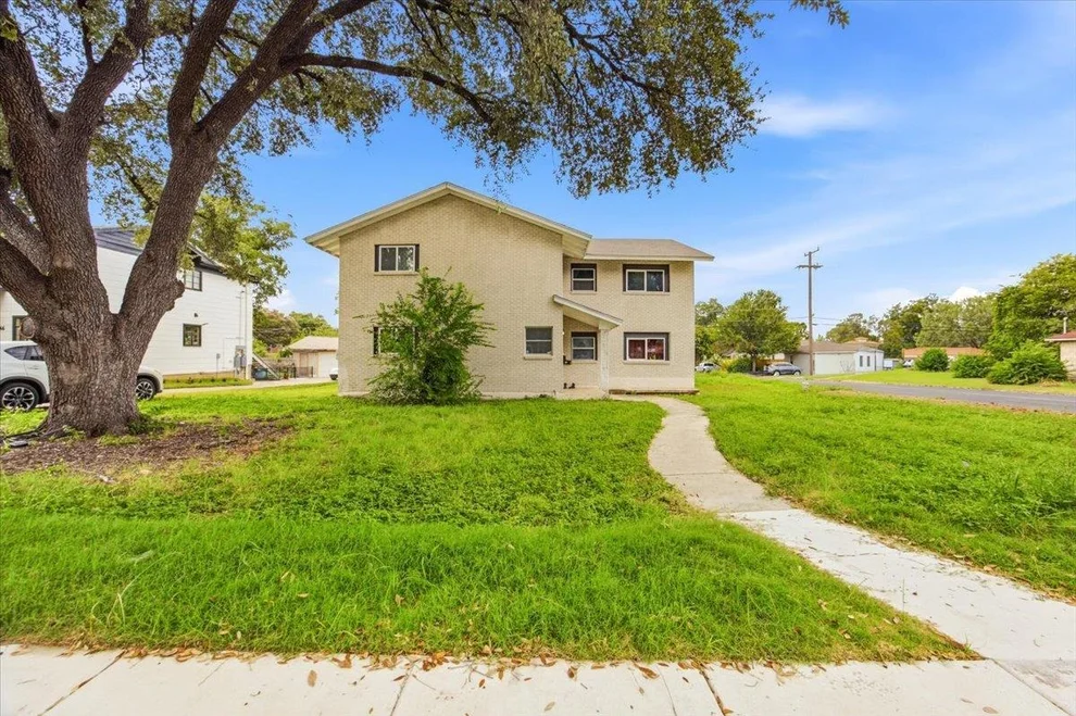Unit for sale at 152/154 Shadwell DR, San Antonio, TX 78228